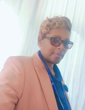 Mrs Evelyn Matamisa